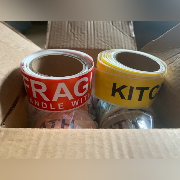 Moving Labels Stickers - Picture 4 of 5